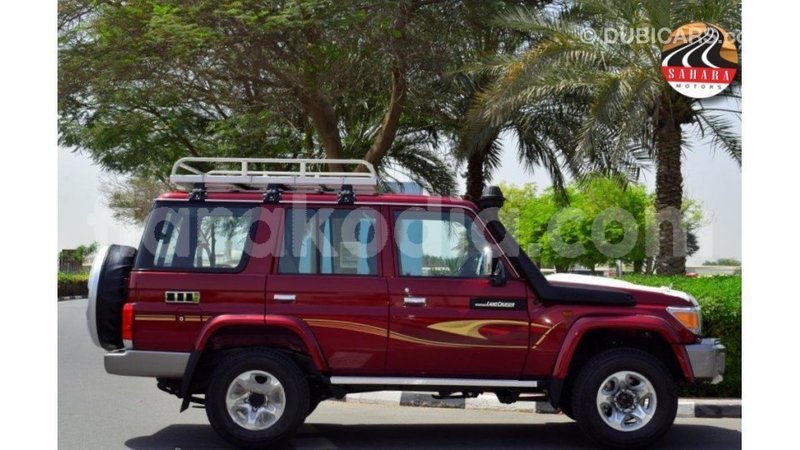 Big with watermark toyota land cruiser diana import dubai 6077