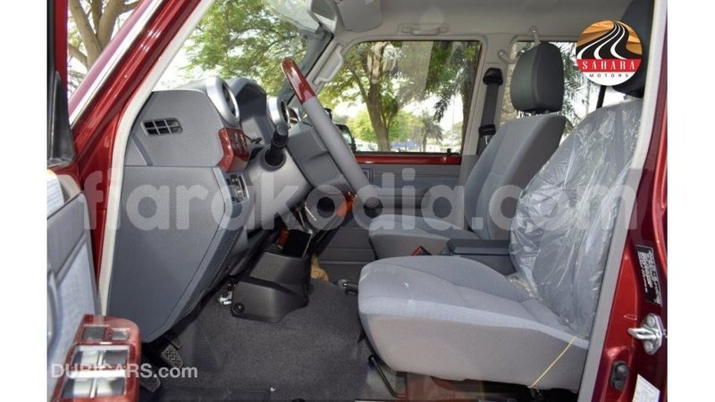Big with watermark toyota land cruiser diana import dubai 6077
