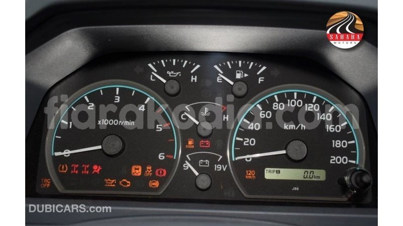Big with watermark toyota land cruiser diana import dubai 6077