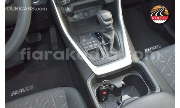 Buy Import Toyota HiAce Other Truck in Import - Dubai in Diana Buy Import Toyota HiAce Other Truck in Import - Dubai in Diana