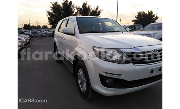 Hividy Toyota Fortuner fotsy Car in Import - Dubai in Diana Hividy Toyota Fortuner fotsy Car in Import - Dubai in Diana