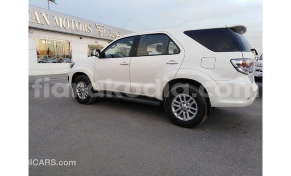 Hividy Toyota Fortuner fotsy Car in Import - Dubai in Diana Hividy Toyota Fortuner fotsy Car in Import - Dubai in Diana