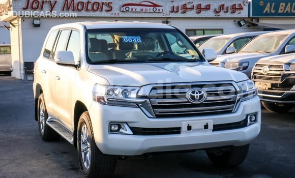 Buy Import Toyota Land Cruiser White Car in Import - Dubai in Diana Buy Import Toyota Land Cruiser White Car in Import - Dubai in Diana