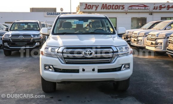 Buy Import Toyota Land Cruiser White Car in Import - Dubai in Diana Buy Import Toyota Land Cruiser White Car in Import - Dubai in Diana