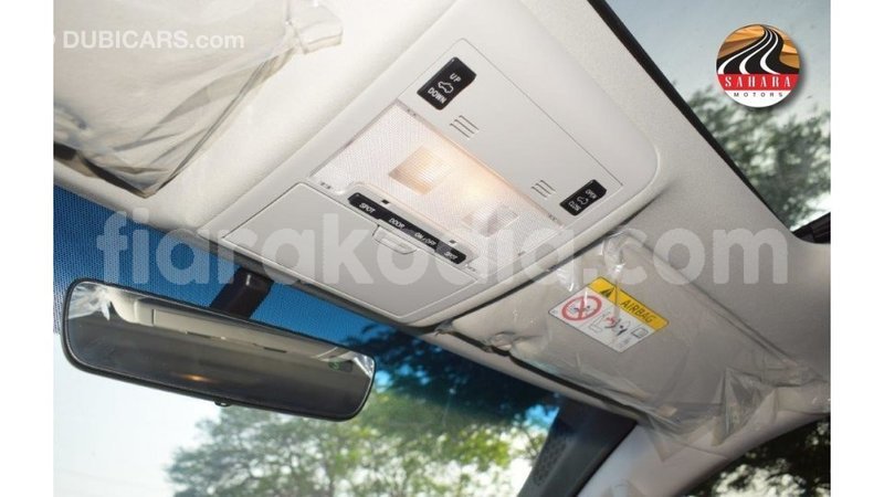 Big with watermark toyota land cruiser diana import dubai 6086