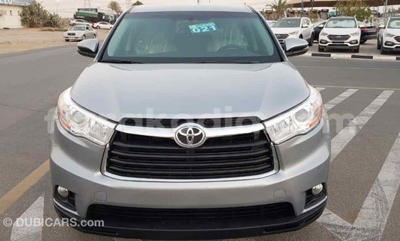 Hividy Toyota Highlander Hafa Car in Import - Dubai in Diana Hividy Toyota Highlander Hafa Car in Import - Dubai in Diana
