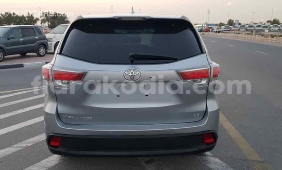 Hividy Toyota Highlander Hafa Car in Import - Dubai in Diana Hividy Toyota Highlander Hafa Car in Import - Dubai in Diana