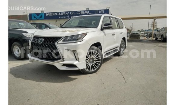 Acheter Import Voiture Lexus LX Blanc à Import - Dubai, Diana Acheter Import Voiture Lexus LX Blanc à Import - Dubai, Diana