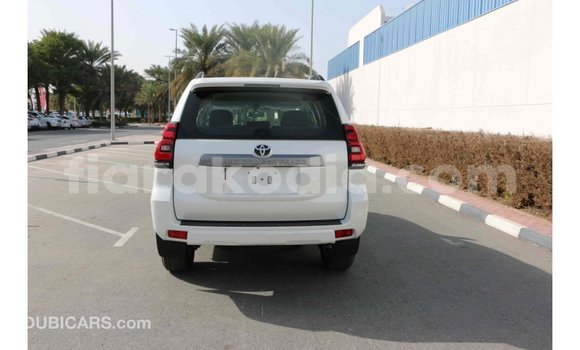 Hividy Toyota Prado fotsy Car in Import - Dubai in Diana Hividy Toyota Prado fotsy Car in Import - Dubai in Diana