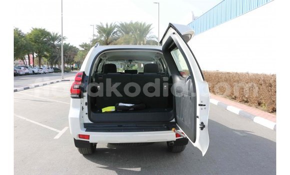 Hividy Toyota Prado fotsy Car in Import - Dubai in Diana Hividy Toyota Prado fotsy Car in Import - Dubai in Diana