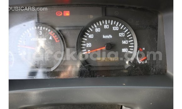 Acheter Import Voiture Isuzu Rodeo Blanc à Import - Dubai, Diana