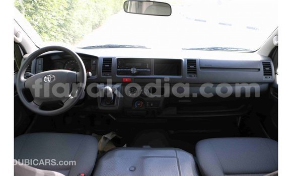 Buy Import Toyota Hiace White Car in Import - Dubai in Diana Buy Import Toyota Hiace White Car in Import - Dubai in Diana