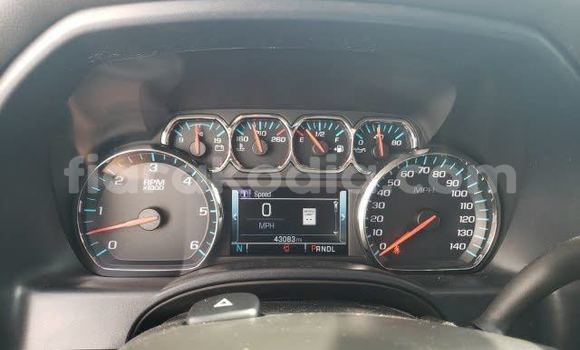 Acheter Occasion Voiture GMC Sierra Noir à Ambalavao, Haute Matsiatra Acheter Occasion Voiture GMC Sierra Noir à Ambalavao, Haute Matsiatra