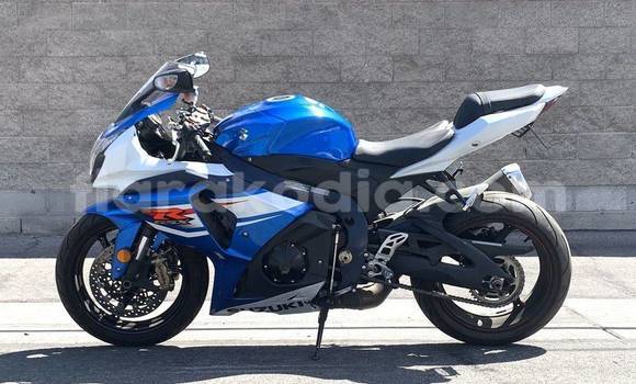 Acheter Occasion Moto Suzuki GSX–R Bleu à Ambato Boina, Mahajanga Acheter Occasion Moto Suzuki GSX–R Bleu à Ambato Boina, Mahajanga