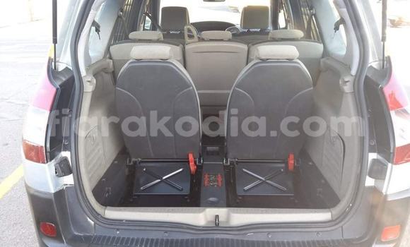 Buy Used Renault Scenic Silver Car in Ambalavao in High Matsiatra Buy Used Renault Scenic Silver Car in Ambalavao in High Matsiatra