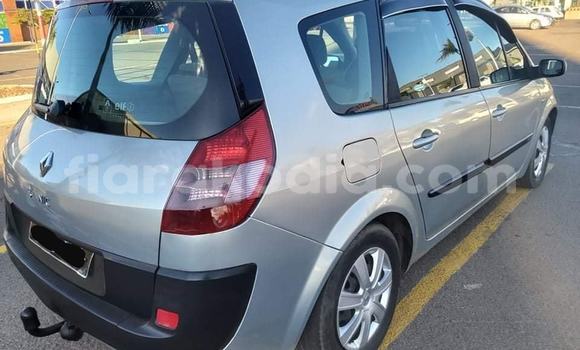 Buy Used Renault Scenic Silver Car in Ambalavao in High Matsiatra Buy Used Renault Scenic Silver Car in Ambalavao in High Matsiatra