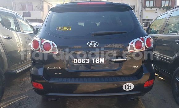 Hividy Hyundai Santa Fe Black Car in Ambalavao in High Matsiatra Hividy Hyundai Santa Fe Black Car in Ambalavao in High Matsiatra