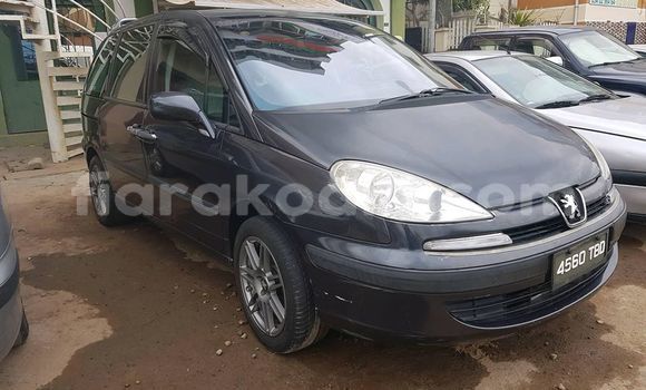 Hividy Peugeot 807 Black Car in Ambalavao in High Matsiatra Hividy Peugeot 807 Black Car in Ambalavao in High Matsiatra