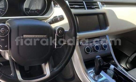 Acheter Occasion Voiture Land Rover Range Rover Sport Noir à Toamasina, Atsinanana Acheter Occasion Voiture Land Rover Range Rover Sport Noir à Toamasina, Atsinanana