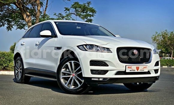 Acheter Import Voiture Jaguar F-Pace Blanc à Import - Dubai, Diana
