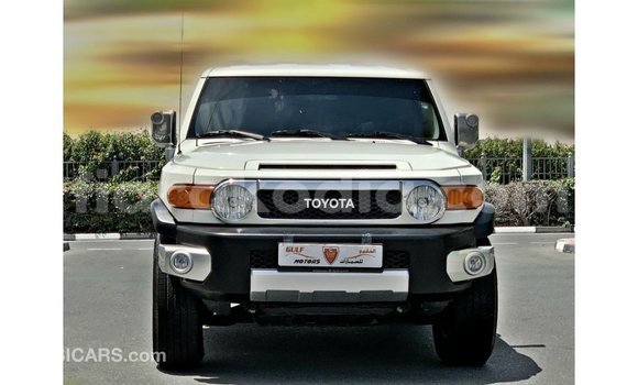 Hividy Toyota FJ Cruiser fotsy Car in Import - Dubai in Diana Hividy Toyota FJ Cruiser fotsy Car in Import - Dubai in Diana
