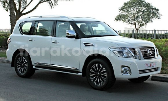 Buy Import Nissan Patrol White Car in Import - Dubai in Diana