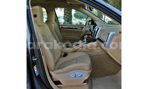 Hividy Porsche Cayenne Brown Car in Import - Dubai in Diana Hividy Porsche Cayenne Brown Car in Import - Dubai in Diana