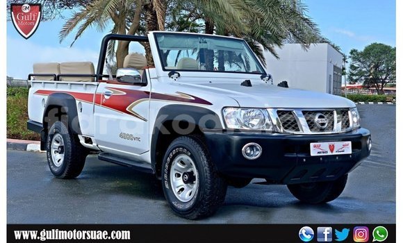 Buy Import Nissan Patrol White Car in Import - Dubai in Diana