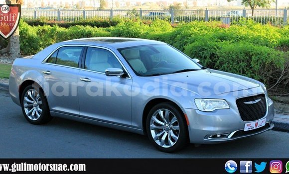 Acheter Import Voiture Chrysler 300 Autre à Import - Dubai, Diana