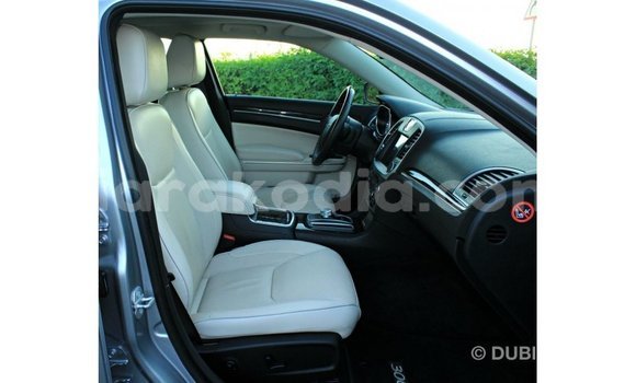 Hividy Chrysler 300 Hafa Car in Import - Dubai in Diana Hividy Chrysler 300 Hafa Car in Import - Dubai in Diana