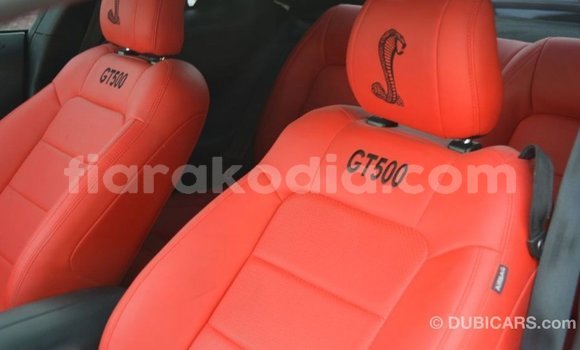 Acheter Import Voiture Ford Mustang Blanc à Import - Dubai, Diana Acheter Import Voiture Ford Mustang Blanc à Import - Dubai, Diana