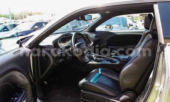 Acheter Import Voiture Dodge Challenger Autre à Import - Dubai, Diana Acheter Import Voiture Dodge Challenger Autre à Import - Dubai, Diana