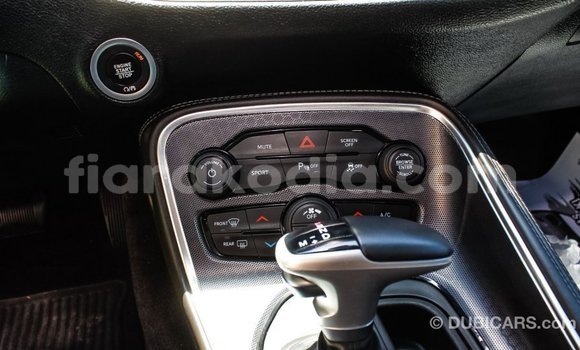 Acheter Import Voiture Dodge Challenger Autre à Import - Dubai, Diana Acheter Import Voiture Dodge Challenger Autre à Import - Dubai, Diana