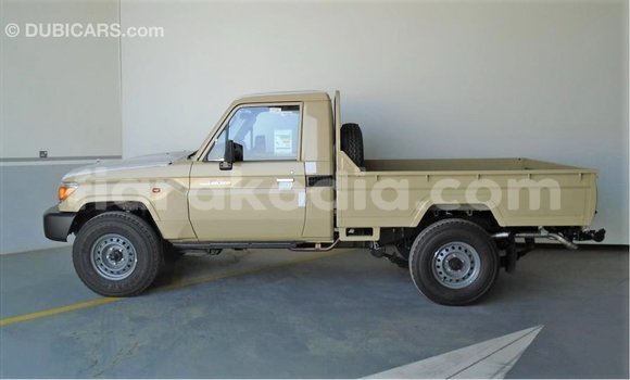 Buy Import Toyota Land Cruiser Beige Car in Import - Dubai in Diana Buy Import Toyota Land Cruiser Beige Car in Import - Dubai in Diana