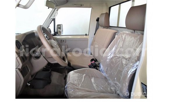 Buy Import Toyota Land Cruiser Beige Car in Import - Dubai in Diana Buy Import Toyota Land Cruiser Beige Car in Import - Dubai in Diana