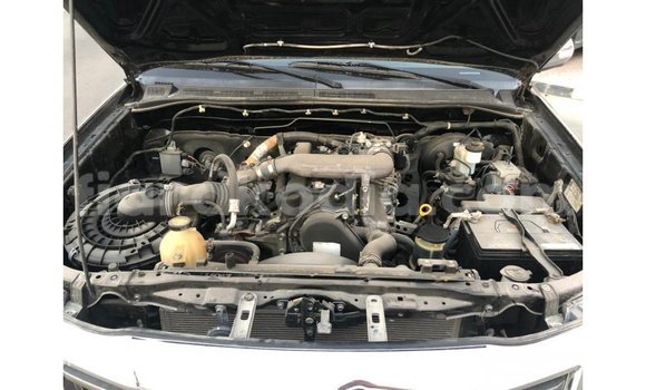 Acheter Import Voiture Toyota Hilux Noir à Import - Dubai, Diana Acheter Import Voiture Toyota Hilux Noir à Import - Dubai, Diana