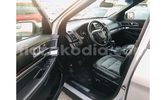 Hividy Ford Explorer Hafa Car in Import - Dubai in Diana Hividy Ford Explorer Hafa Car in Import - Dubai in Diana