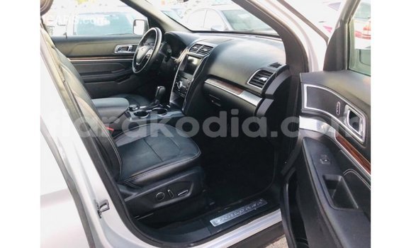 Hividy Ford Explorer Hafa Car in Import - Dubai in Diana Hividy Ford Explorer Hafa Car in Import - Dubai in Diana