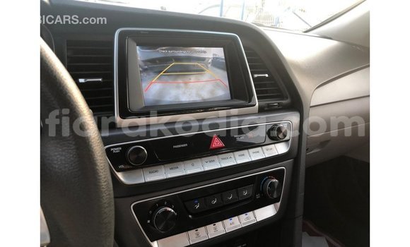 Acheter Import Voiture Hyundai Sonata Noir à Import - Dubai, Diana Acheter Import Voiture Hyundai Sonata Noir à Import - Dubai, Diana