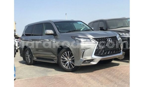 Hividy Lexus LX Hafa Car in Import - Dubai in Diana Hividy Lexus LX Hafa Car in Import - Dubai in Diana
