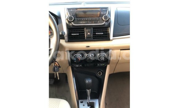 Hividy Toyota Yaris fotsy Car in Import - Dubai in Diana Hividy Toyota Yaris fotsy Car in Import - Dubai in Diana