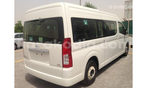 Hividy Toyota Hiace fotsy Car in Import - Dubai in Diana Hividy Toyota Hiace fotsy Car in Import - Dubai in Diana