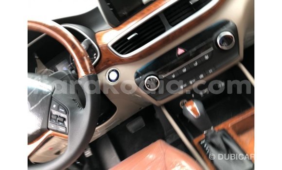 Acheter Import Voiture Hyundai Tucson Blanc à Import - Dubai, Diana Acheter Import Voiture Hyundai Tucson Blanc à Import - Dubai, Diana