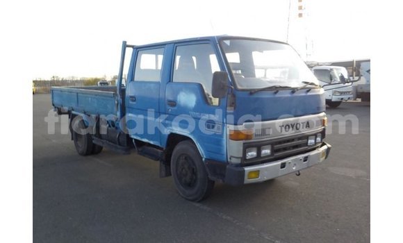 Buy Import Toyota Dyna Blue Truck in Import - Dubai in Diana Buy Import Toyota Dyna Blue Truck in Import - Dubai in Diana