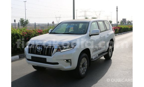 Hividy Toyota Prado fotsy Car in Import - Dubai in Diana Hividy Toyota Prado fotsy Car in Import - Dubai in Diana