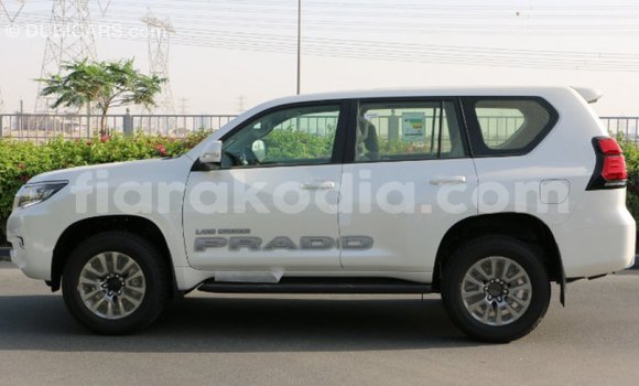 Hividy Toyota Prado fotsy Car in Import - Dubai in Diana Hividy Toyota Prado fotsy Car in Import - Dubai in Diana