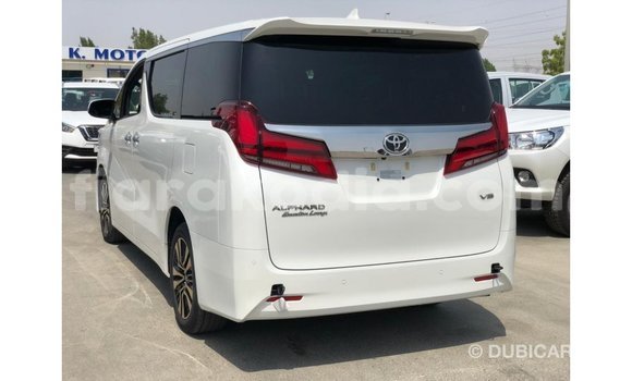 Acheter Import Voiture Toyota Alphard Blanc à Import - Dubai, Diana Acheter Import Voiture Toyota Alphard Blanc à Import - Dubai, Diana