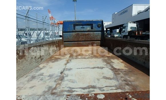 Acheter Import Voiture Mazda 2 Bleu à Import - Dubai, Diana Acheter Import Voiture Mazda 2 Bleu à Import - Dubai, Diana