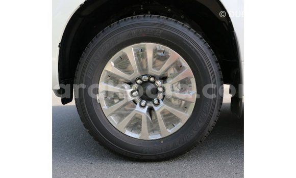 Hividy Toyota Prado fotsy Car in Import - Dubai in Diana Hividy Toyota Prado fotsy Car in Import - Dubai in Diana