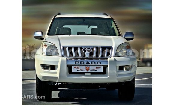 Acheter Import Voiture Toyota Prado Blanc à Import - Dubai, Diana Acheter Import Voiture Toyota Prado Blanc à Import - Dubai, Diana